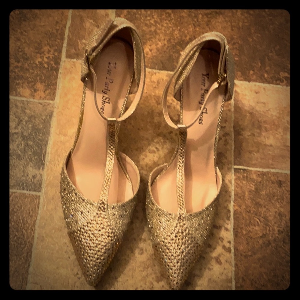 •Champagne prom heels• 👠